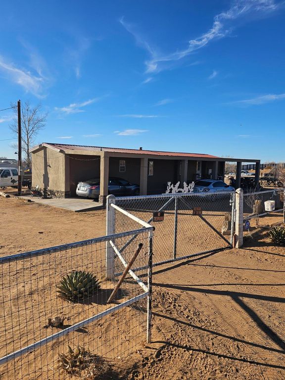 68 HIGH MESA Road, Los Lunas, NM 87031