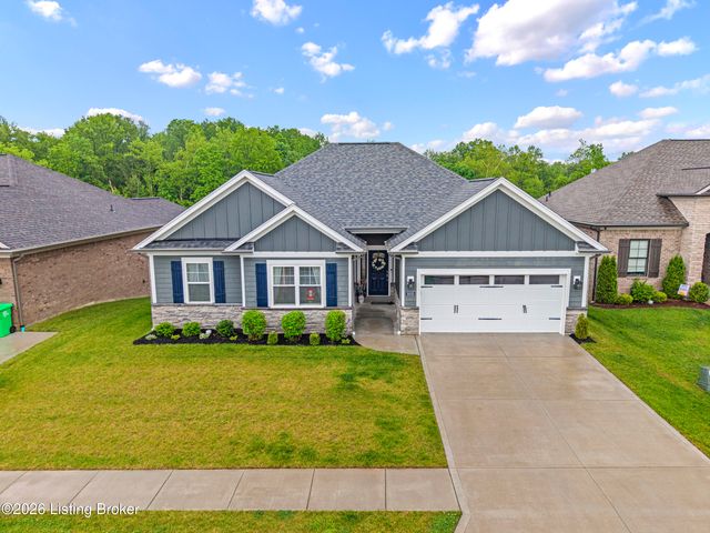3035 Bridlewood Ln, New Albany, IN 47150