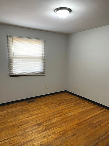 1 E 164th Street, South Holland, IL 60473