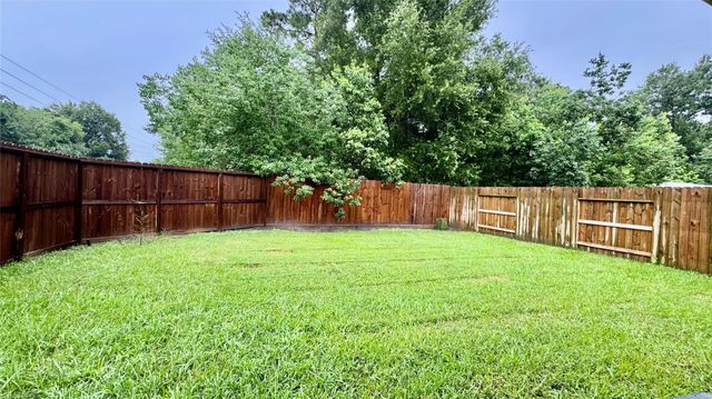 9534 Brandon Rock Lane, Houston, TX 77044