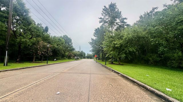 9534 Brandon Rock Lane, Houston, TX 77044