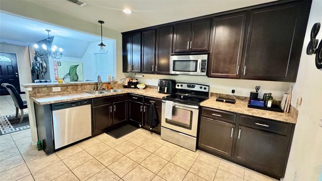 9534 Brandon Rock Lane, Houston, TX 77044