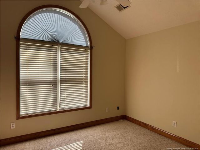 1935 Sunshine Court, Hope Mills, NC 28348