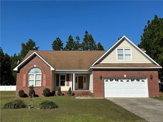 1935 Sunshine Court, Hope Mills, NC 28348