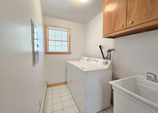 102 McConnell Avenue, Bayport, NY 11705