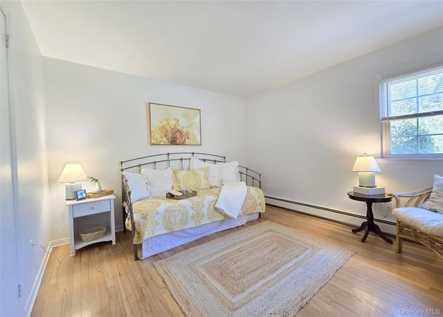 102 McConnell Avenue, Bayport, NY 11705