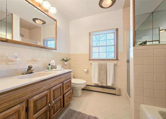 102 McConnell Avenue, Bayport, NY 11705