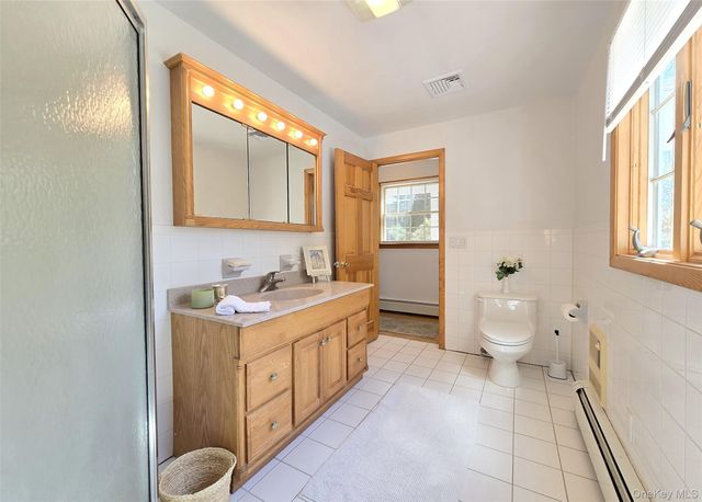 102 McConnell Avenue, Bayport, NY 11705