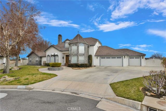 18475 Trout, Victorville, CA 92395