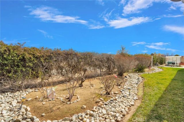 18475 Trout, Victorville, CA 92395