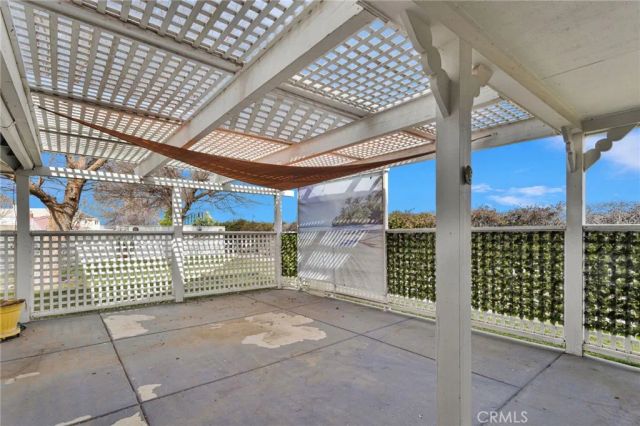 18475 Trout, Victorville, CA 92395