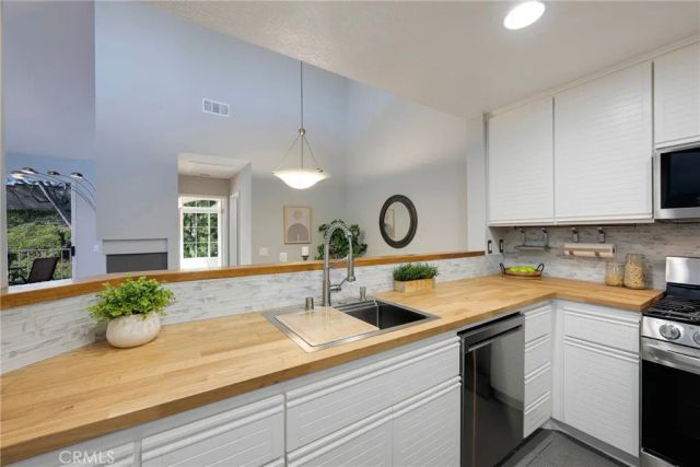 8215 E White Oak Ridge 105, Orange, CA 92869