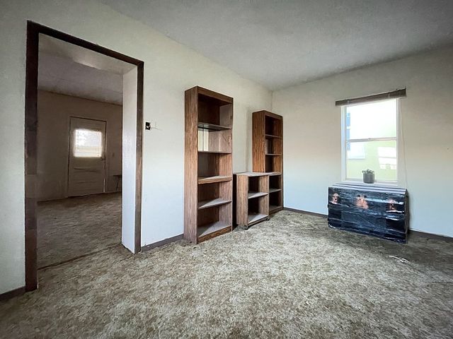 900-902 W El Paso St, Marfa, TX 79843
