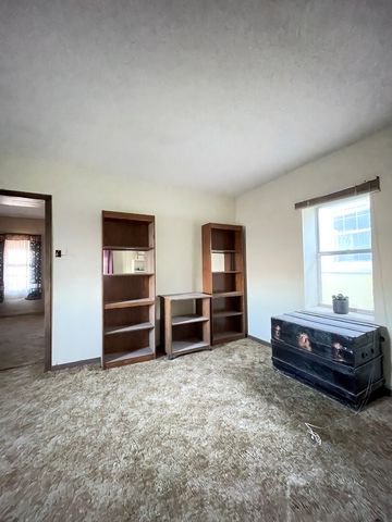 900-902 W El Paso St, Marfa, TX 79843