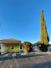 900-902 W El Paso St, Marfa, TX 79843