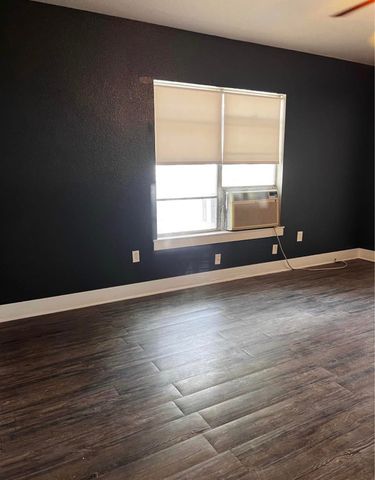 614 E Harris Avenue, San Angelo, TX 76903