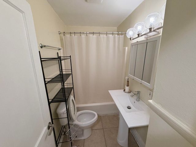 2001 Hanover AVE, Roanoke, VA 24017