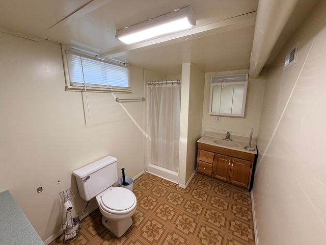 2001 Hanover AVE, Roanoke, VA 24017