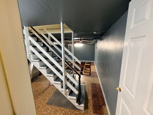 2001 Hanover AVE, Roanoke, VA 24017