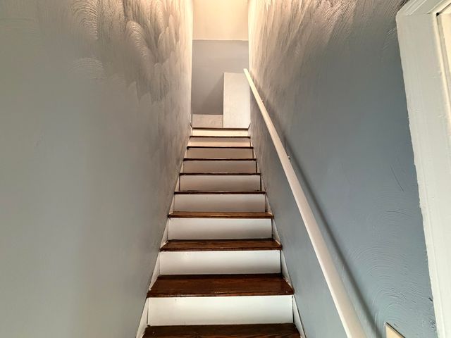 2001 Hanover AVE, Roanoke, VA 24017