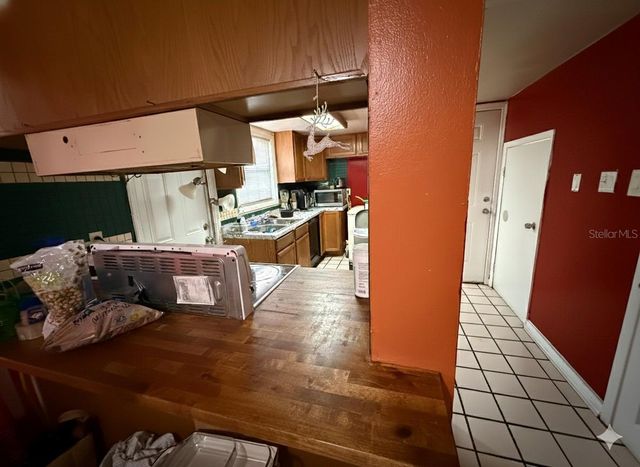 12414 TOUCHTON DRIVE 98, Tampa, FL 33617