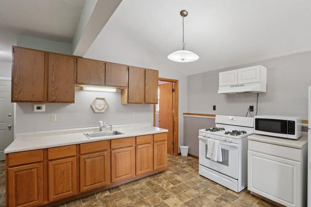 119 E Racine STREET, Jefferson, WI 53549
