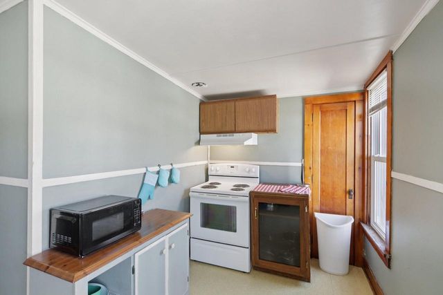 119 E Racine STREET, Jefferson, WI 53549