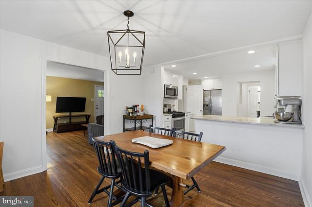 208 PARHAM RD, Springfield, PA 19064