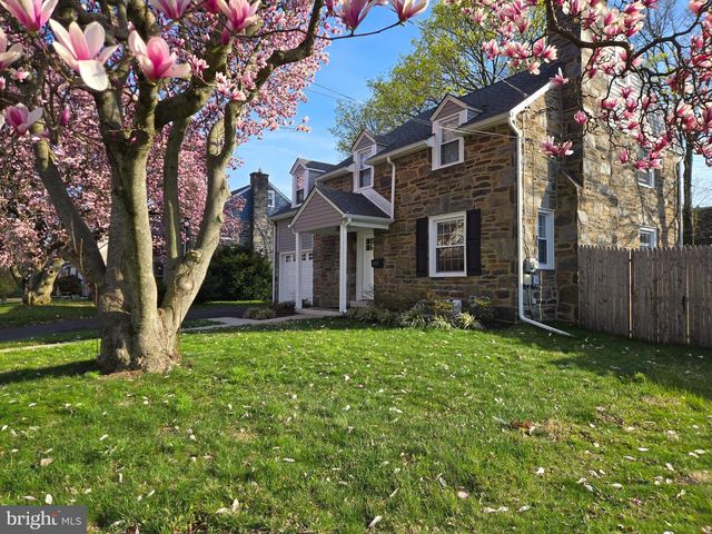 208 PARHAM RD, Springfield, PA 19064