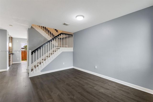 11507 NW 77th St, Doral, FL 33178