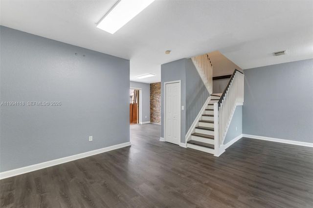 11507 NW 77th St, Doral, FL 33178