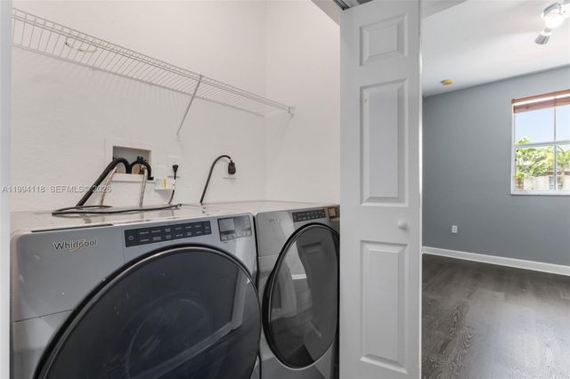 11507 NW 77th St, Doral, FL 33178