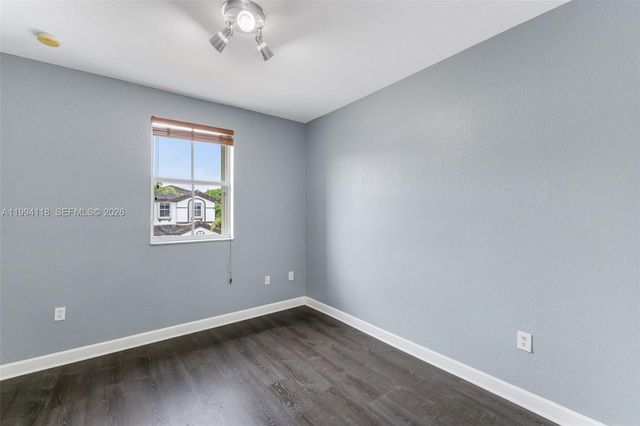 11507 NW 77th St, Doral, FL 33178