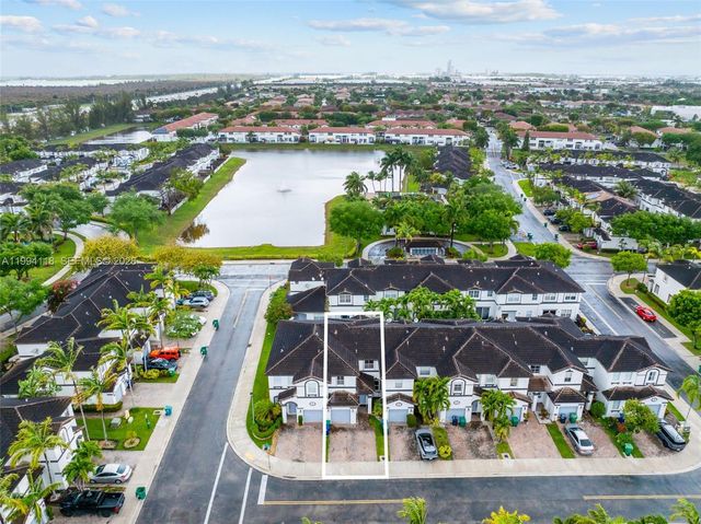 11507 NW 77th St, Doral, FL 33178