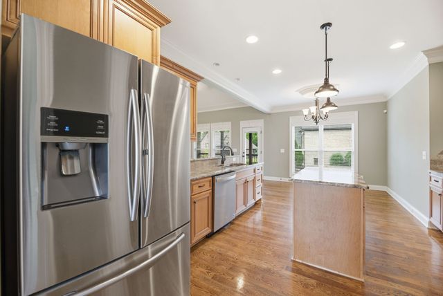 503 Montrose Dr, Mount Juliet, TN 37122