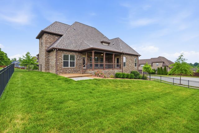 503 Montrose Dr, Mount Juliet, TN 37122