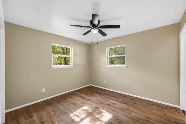 703 SE Sullivan Dr, Lawton, OK 73501