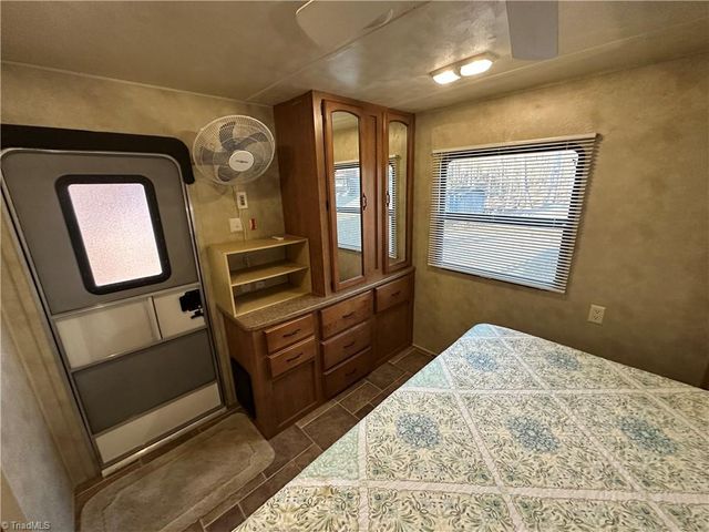 121 Sparrow Lane, New London, NC 28127