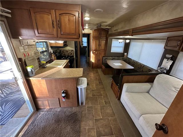 121 Sparrow Lane, New London, NC 28127