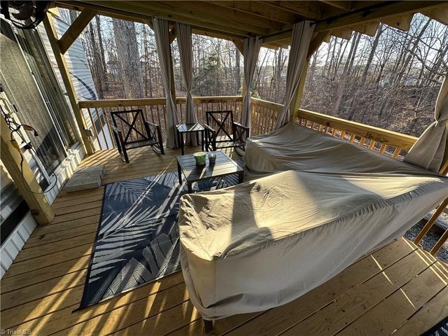 121 Sparrow Lane, New London, NC 28127