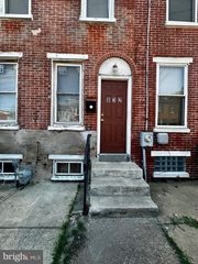 832 W 5TH ST, Wilmington, DE 19801