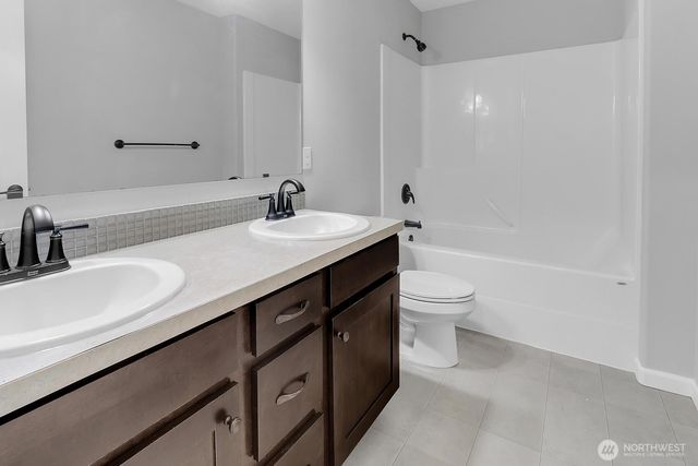 24502 110th Avenue SE, Kent, WA 98030