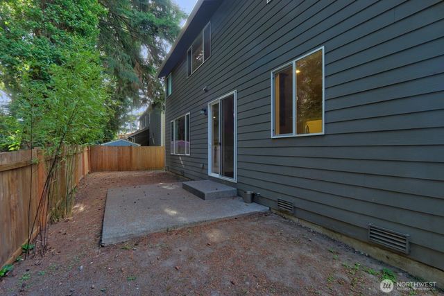 24502 110th Avenue SE, Kent, WA 98030