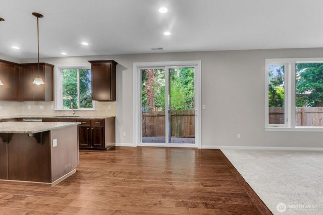 24502 110th Avenue SE, Kent, WA 98030