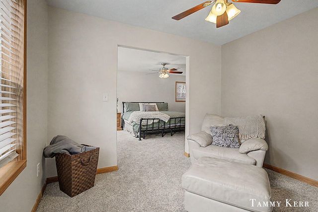 6490 135th Avenue, Saugatuck Twp, MI 49453