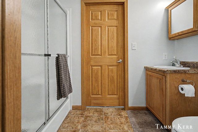 6490 135th Avenue, Saugatuck Twp, MI 49453