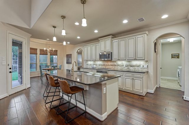 319 Kinderwood Trail, Montgomery, TX 77316