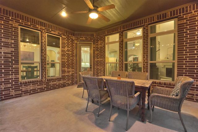 319 Kinderwood Trail, Montgomery, TX 77316