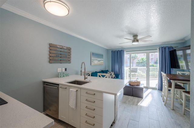 6300 Seawall Boulevard 9108, Galveston, TX 77551