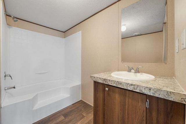 178 Moon Mist DR, Bastrop, TX 78602